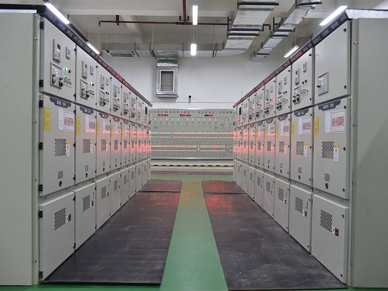 High and low voltage distribution cabinet